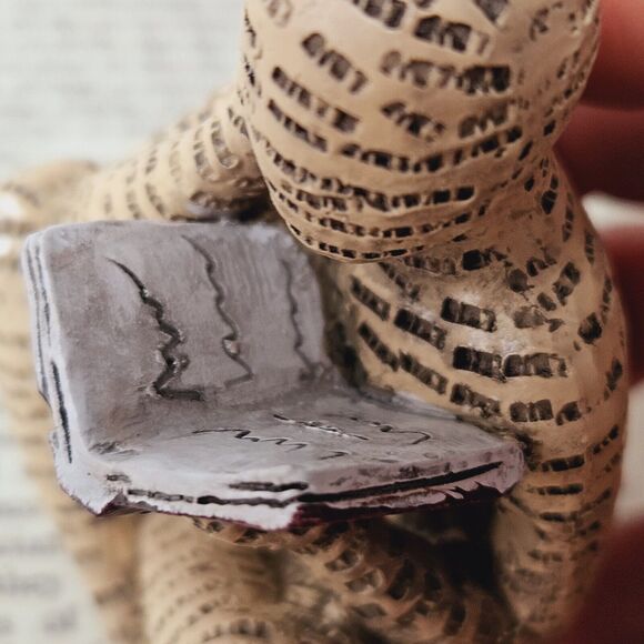 Resin Woman Reading Book Figurine Human Sculpture Bookends Bookshelf Words Skin - Picture 9 of 13